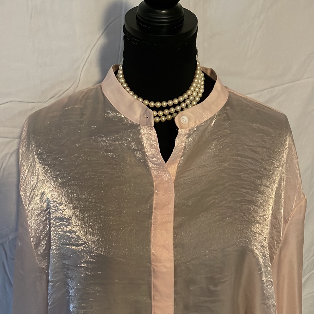 Vince Camuto sheer shimmering blouse. Size XL.